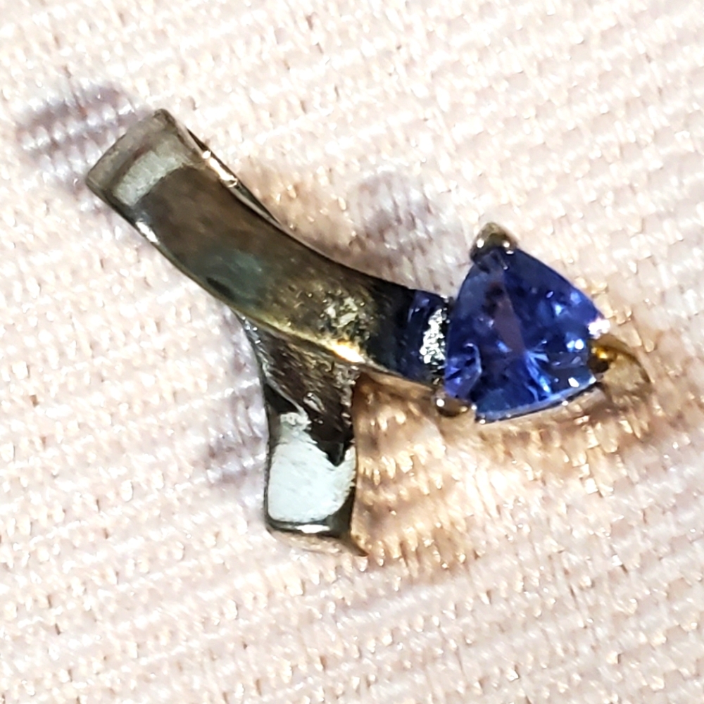 NEW Tanzanite pendant for necklace